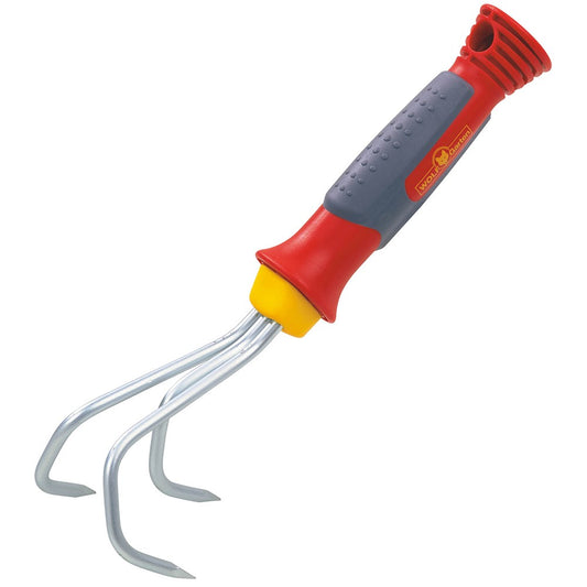 WOLF-Garten KA2K Multi-Change® Small Crumbler with red and yellow 7cm steel head and curved tines, shown on a white background for use in compact garden spaces.
