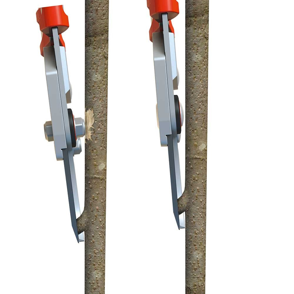 Wolf Garten 2x Power Cut lopper in use on tree limb