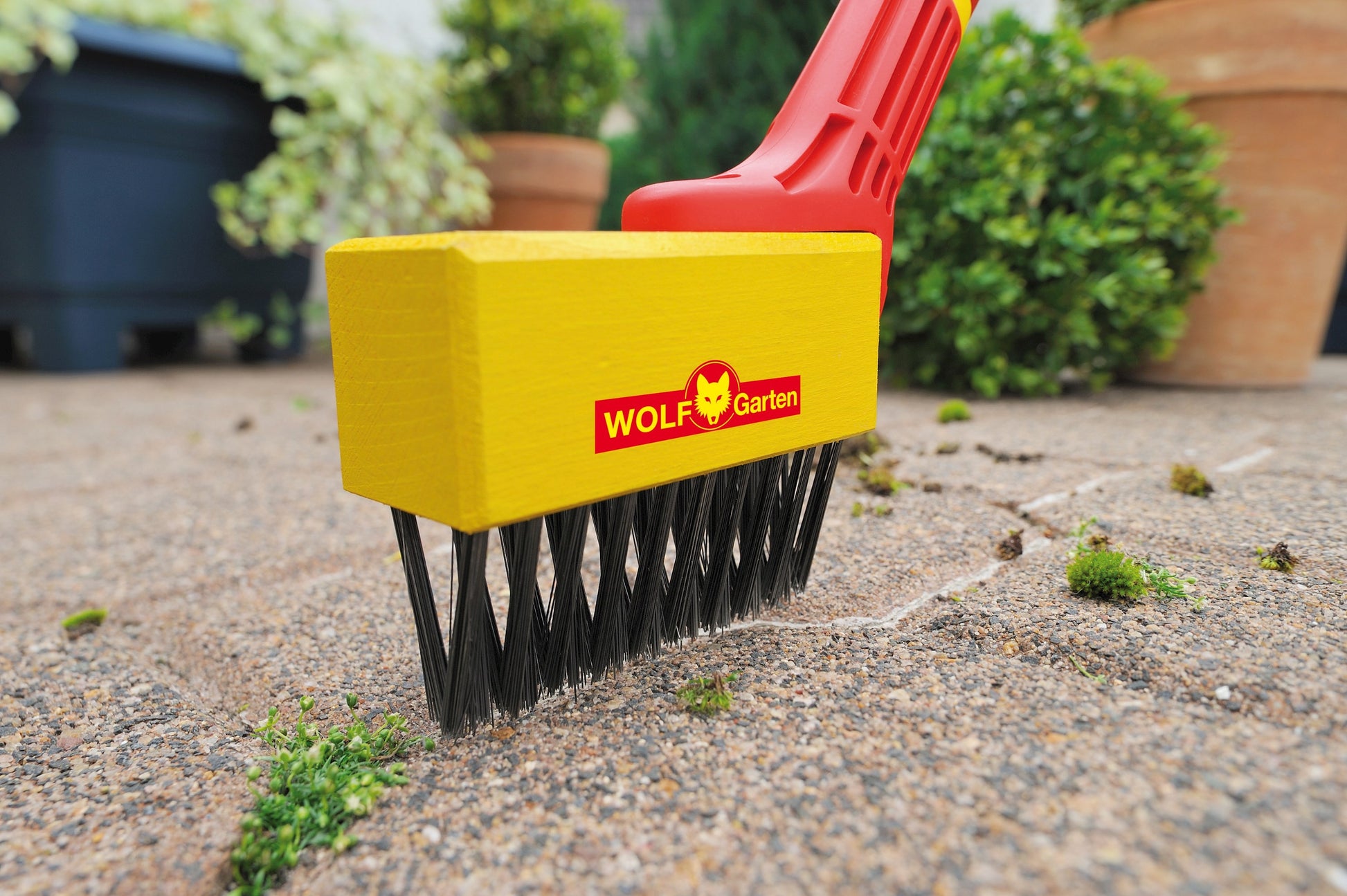 WOLF-Garten Multi-Change® FBM Weeding Brush & FBME Weeding Brush Heads Twin Pack Wolfonline