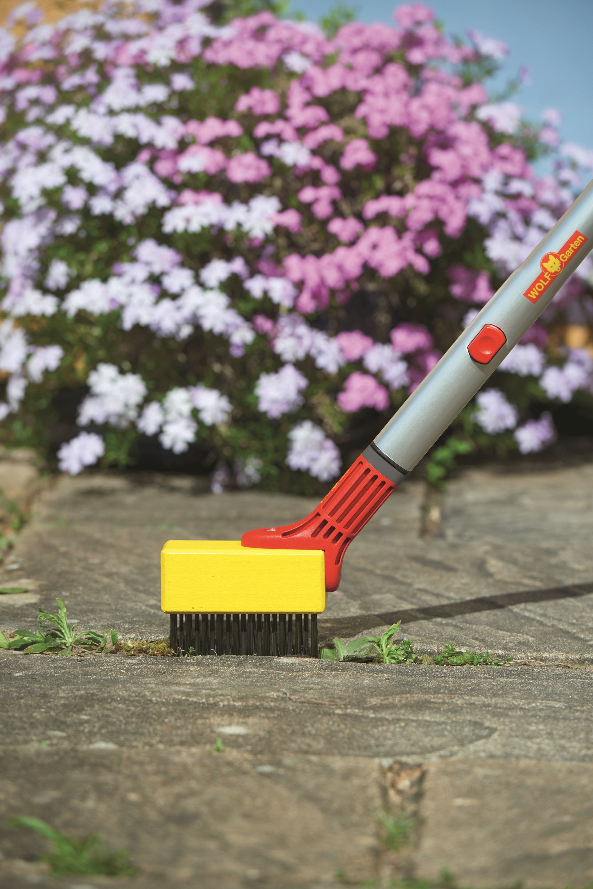 WOLF-Garten Multi-Change® FBM Weeding Brush & FBME Weeding Brush Heads Twin Pack Wolfonline